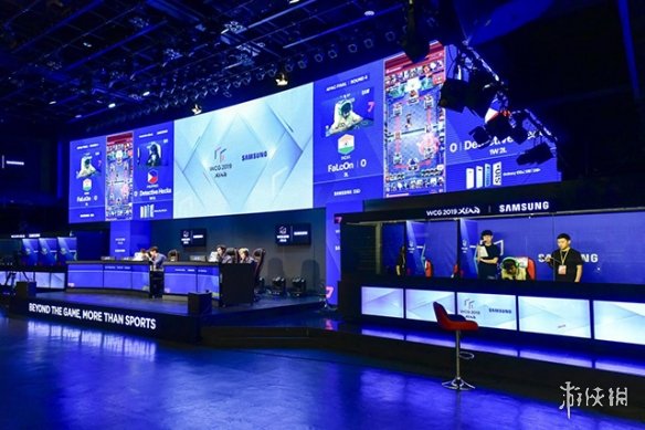 中场传球控 中场传球控